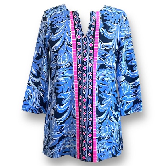 Lilly Pulitzer Tops - Lilly Pulitzer Karina Tunic Top Sz M Blue Chilly Lilly UPF 50+ You're The Zest